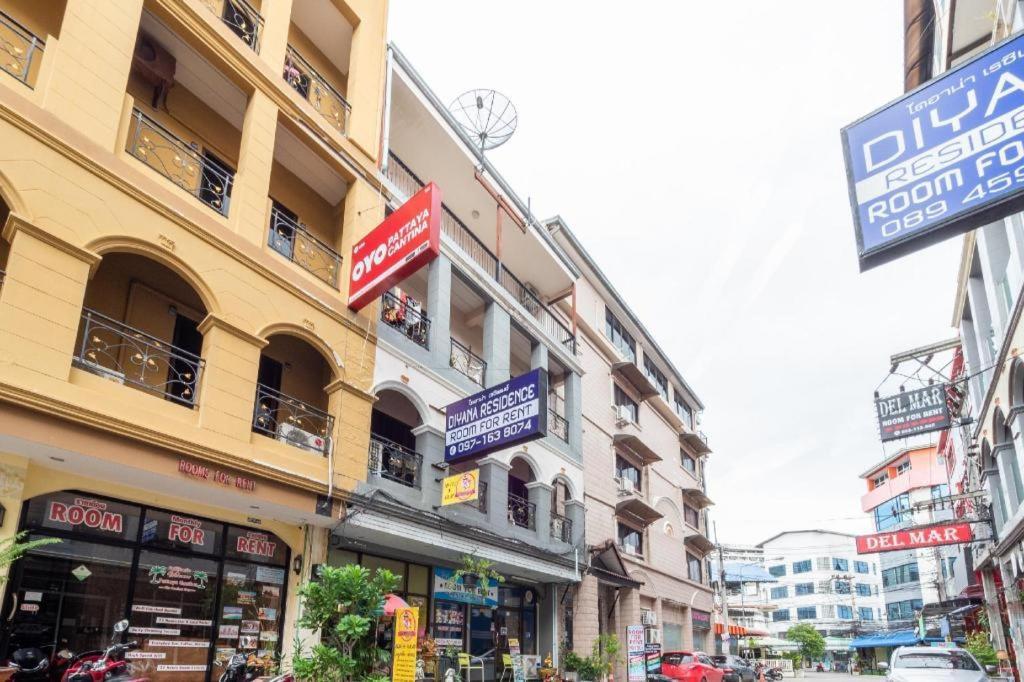 OYO 75327 Diyana Residence Pattaya Bagian luar foto