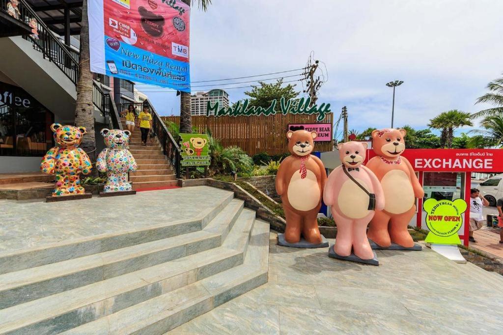 OYO 75327 Diyana Residence Pattaya Bagian luar foto